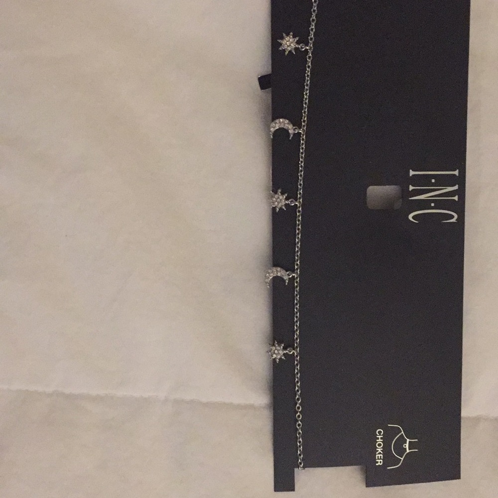 Inc chocker. New